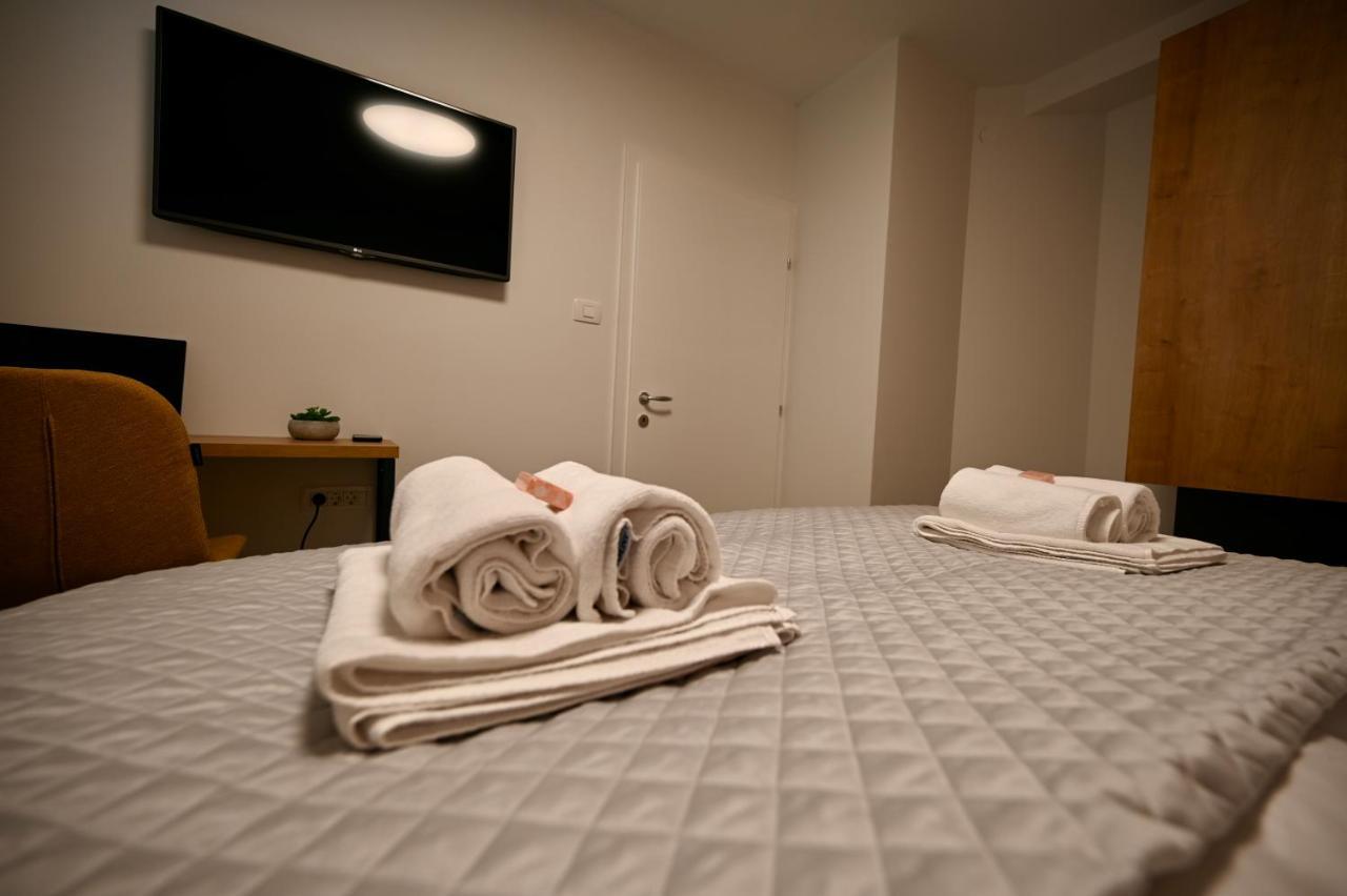 Apartments Porta Maggiore Koper Luaran gambar